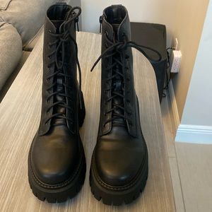 Steve Madden women Boots size 9